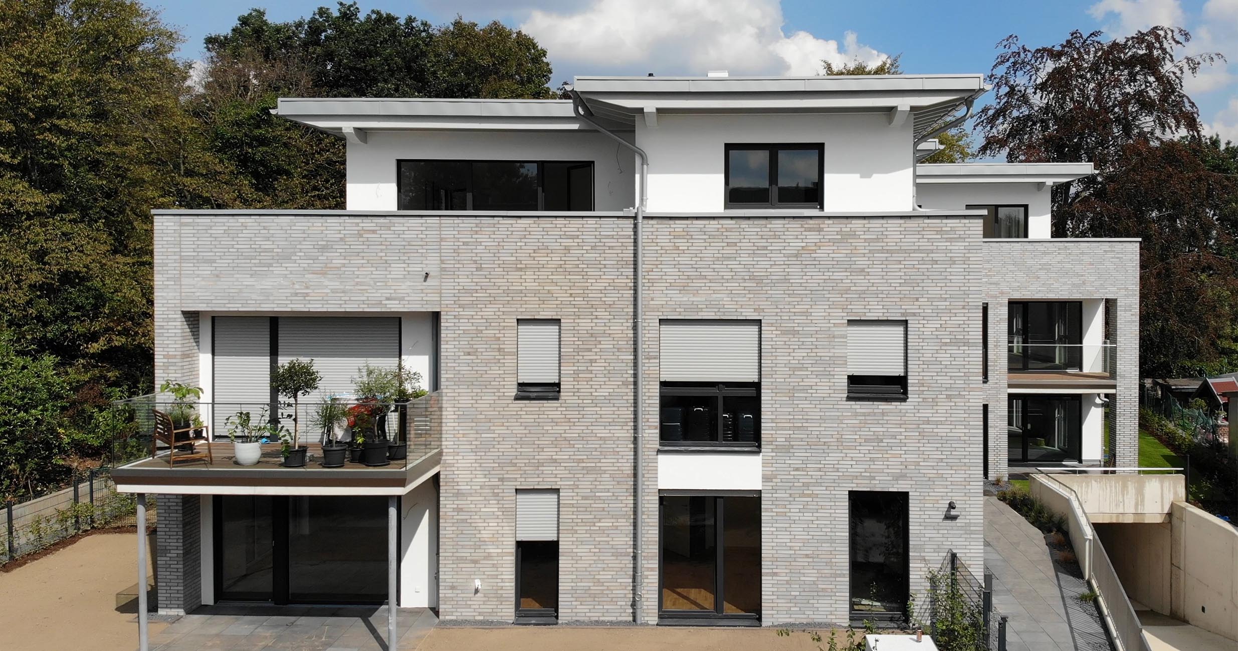Mehrfamilienhaus mit Tiefgarage